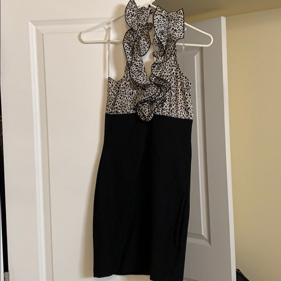 Halter top dress - Picture 2 of 3